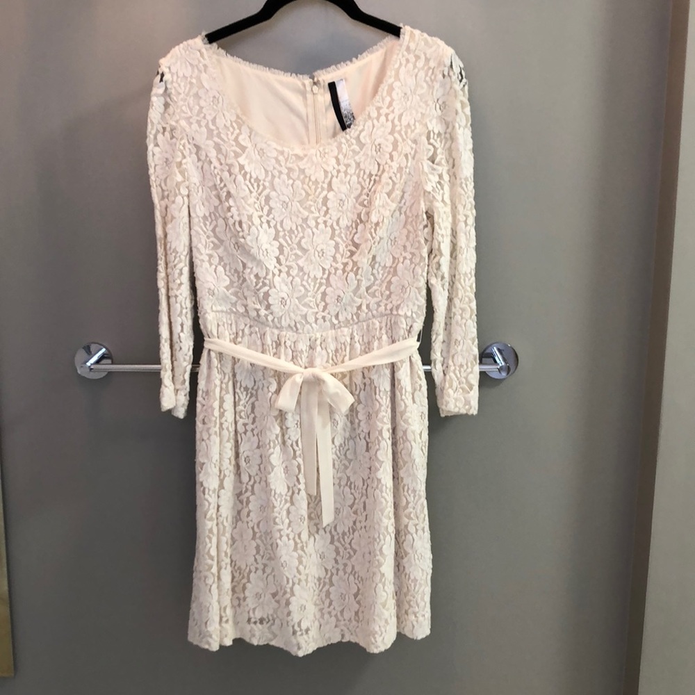 Kensie ivory lace dress